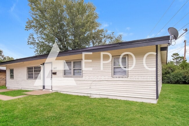 Photo - 5407 N Johnstown Ave