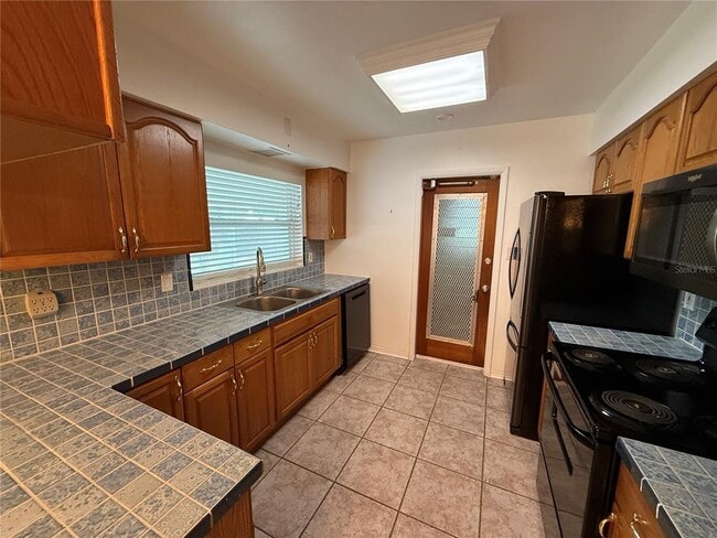 Photo - 2420 68th Ave S