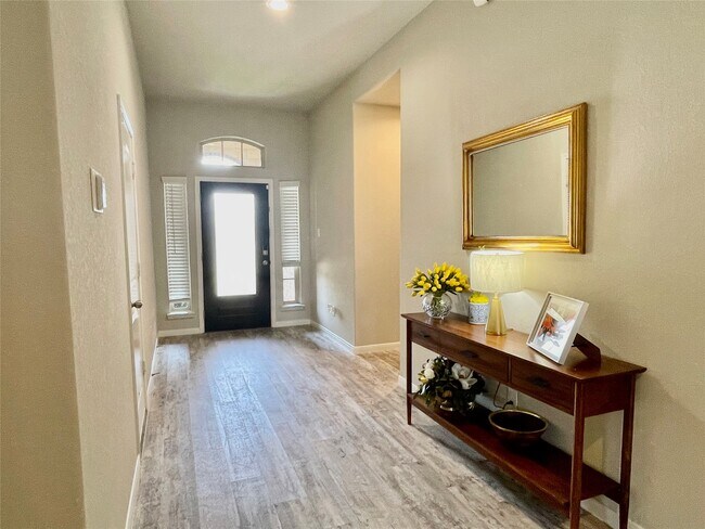 Photo - 23511 Villatora Dr