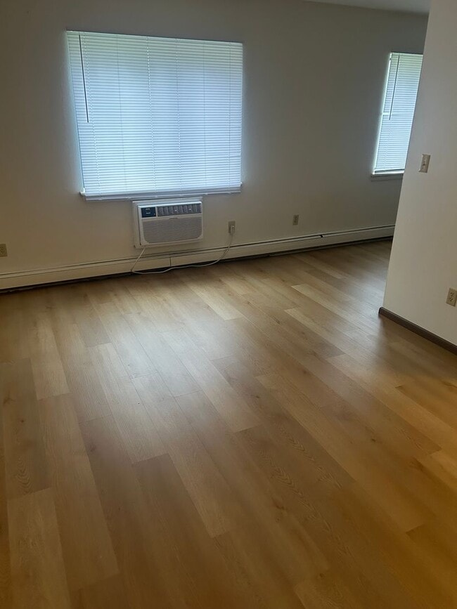 Photo - 10621 W Lincoln Ave Unit 1