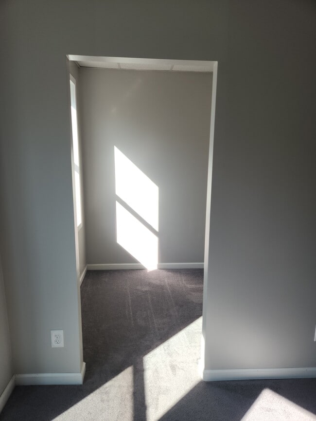 43 John St Unit 2