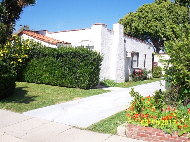 4354 Coolidge Ave