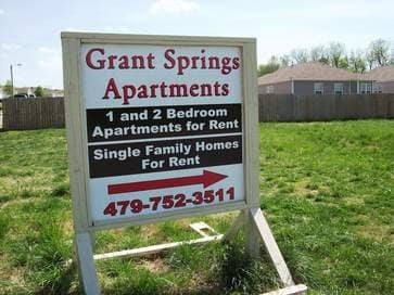 Grant Springs - Grant Springs Apartments
