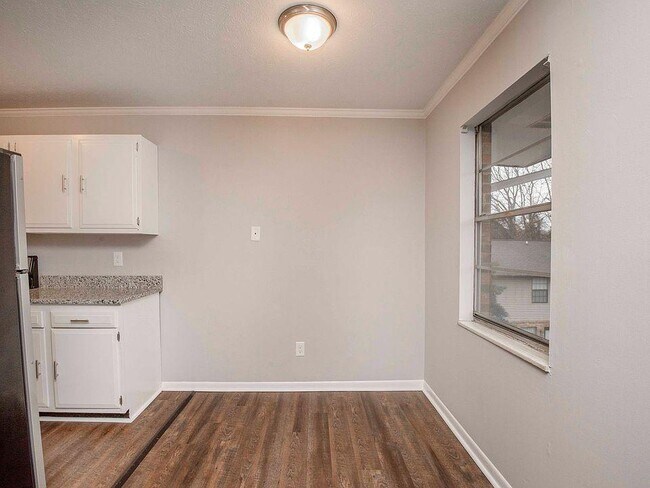 Photo - 609 E Inskip Dr