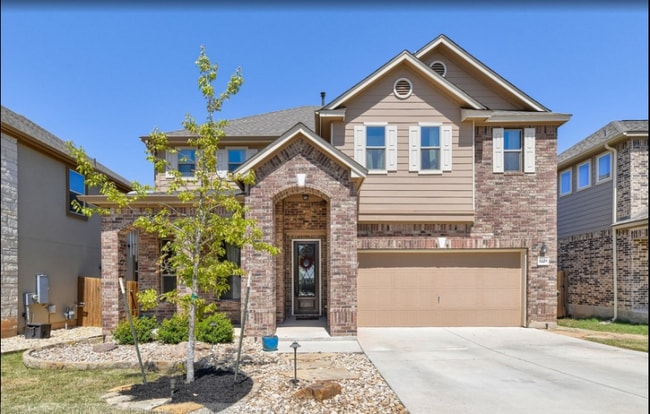 Photo - 1205 Half Hitch Trl