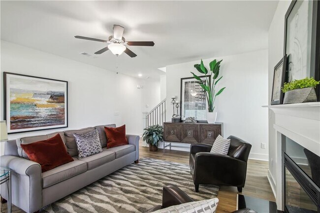 Photo - 445 Carl-Bethlehem Rd