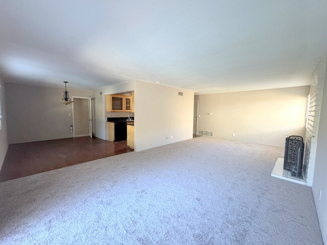Photo - 3528 Castle Rock Rd
