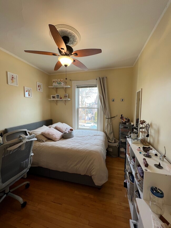 Photo - 176 Elm St Unit 3