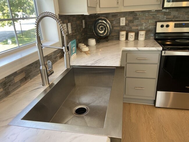 Photo - 7300 20th St