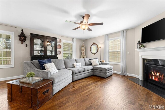 Photo - 601 Monarch Dr