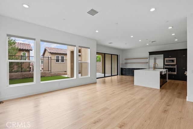 Photo - 20800 Spruce Cir