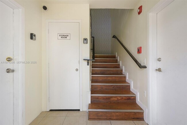 Photo - 571 NE 82nd St Unit 4