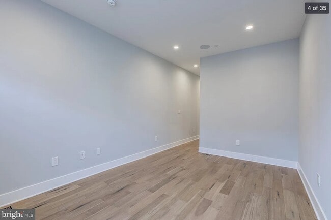 Photo - 2222 E Albert St