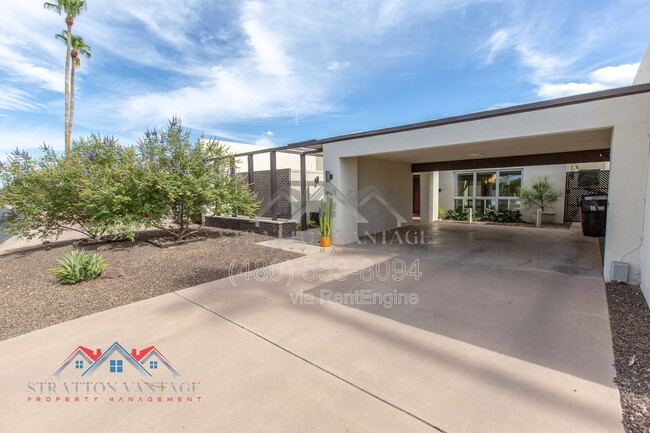 Photo - 8623 E Devonshire Ave