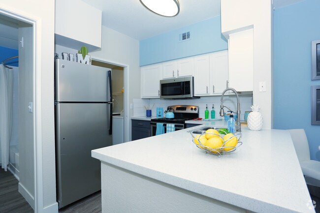 2BR, 2BA - 1000 SF Kitchen