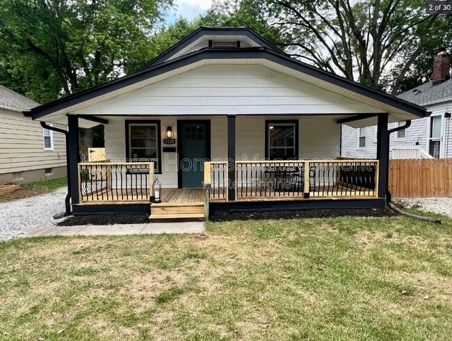 Photo - 5128 Primrose Ave