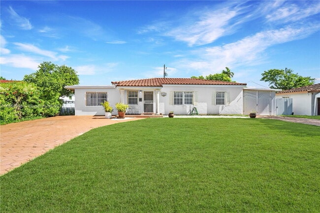 Building Photo - 7435 SW 34th St Rental