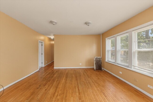 Photo - 2200 N Knox Ave