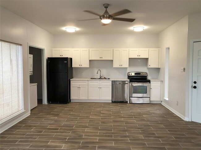 Photo - April Villas Triplex