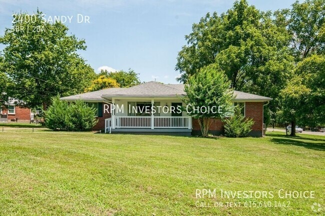 Building Photo - 2400 Sandy Dr Rental