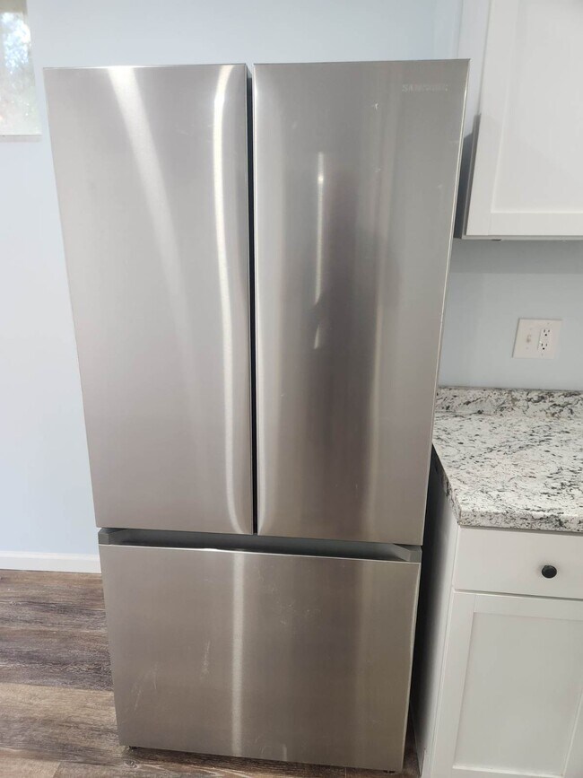 Photo - 2119 Oaklyn Dr