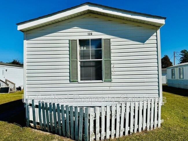 Photo - 120 Zack Cir House