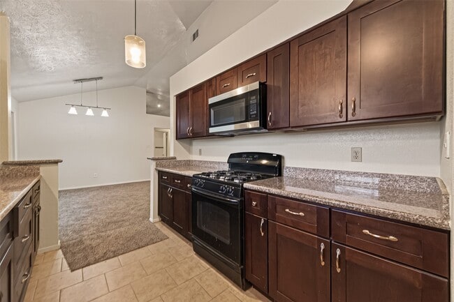 Photo - 2714 S Brompton Dr
