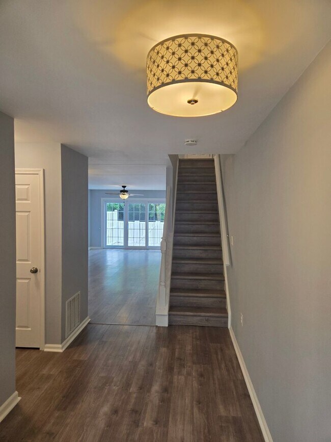 Photo - Everything you deserve: spacious, updated ...