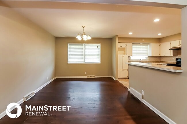 Photo - 7200 Willow Ave