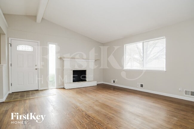Photo - 5106 S Grand Ave
