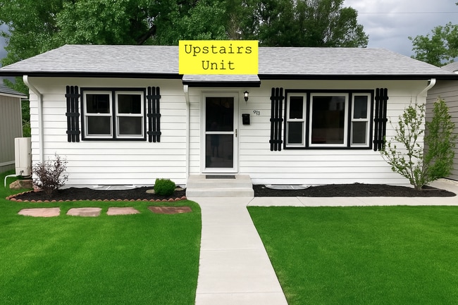 Photo - 943 Raymond Pl