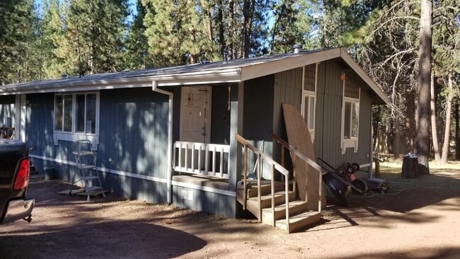 Photo - VIDEOTOUR: Awesome Location! Beautiful Ponderosa Pines, Minutes To Bend! PETS WELCOME
