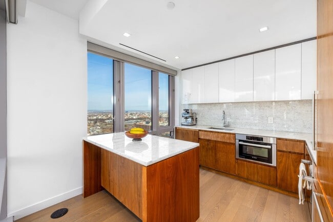 Photo - 75 Park Ln S Unit 3507