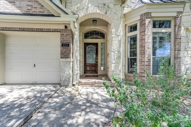 2313 Lilac Breeze Ln