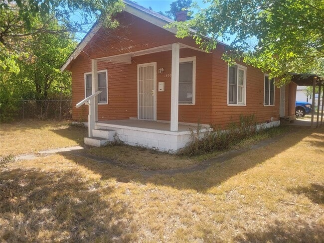 1800 NE 25th St