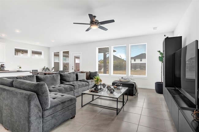 Photo - 7218 Clearwater Cv Dr