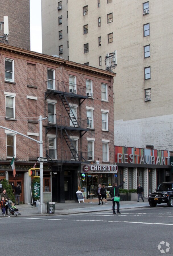 Photo - 154 Seventh Ave