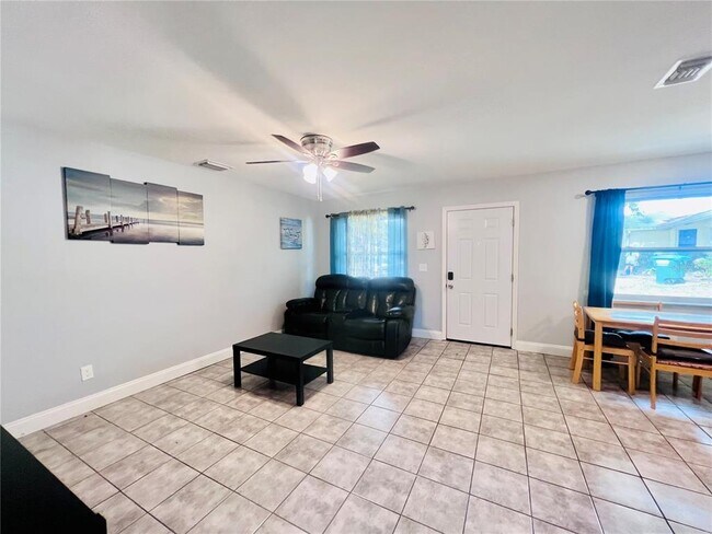 Photo - 5202 Laurel Pl