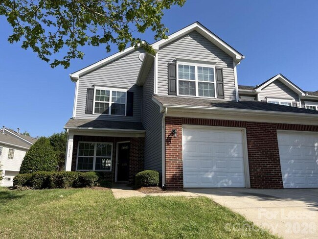 Photo - 12120 Stratfield Pl Cir