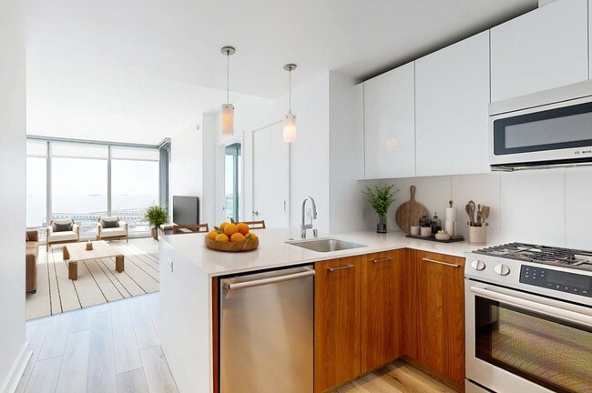 399 Fremont