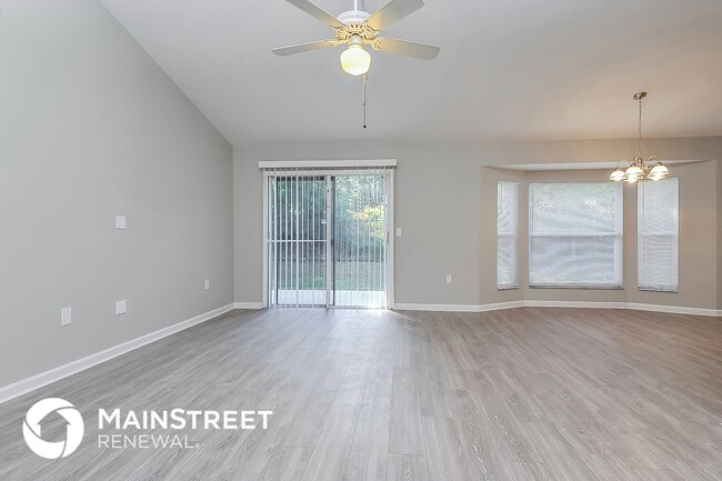 Photo - 1009 Hidden Dr