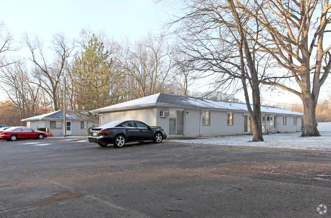 Hidden Lake - Hidden Lake Apartments