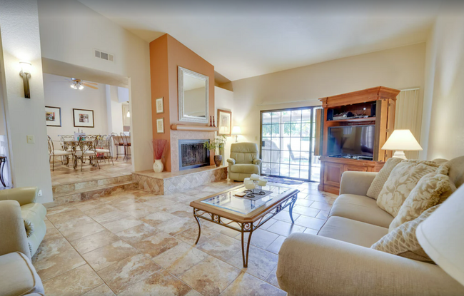 Vaulted ceilings. - 46375 Ryway Pl Casa Adosada