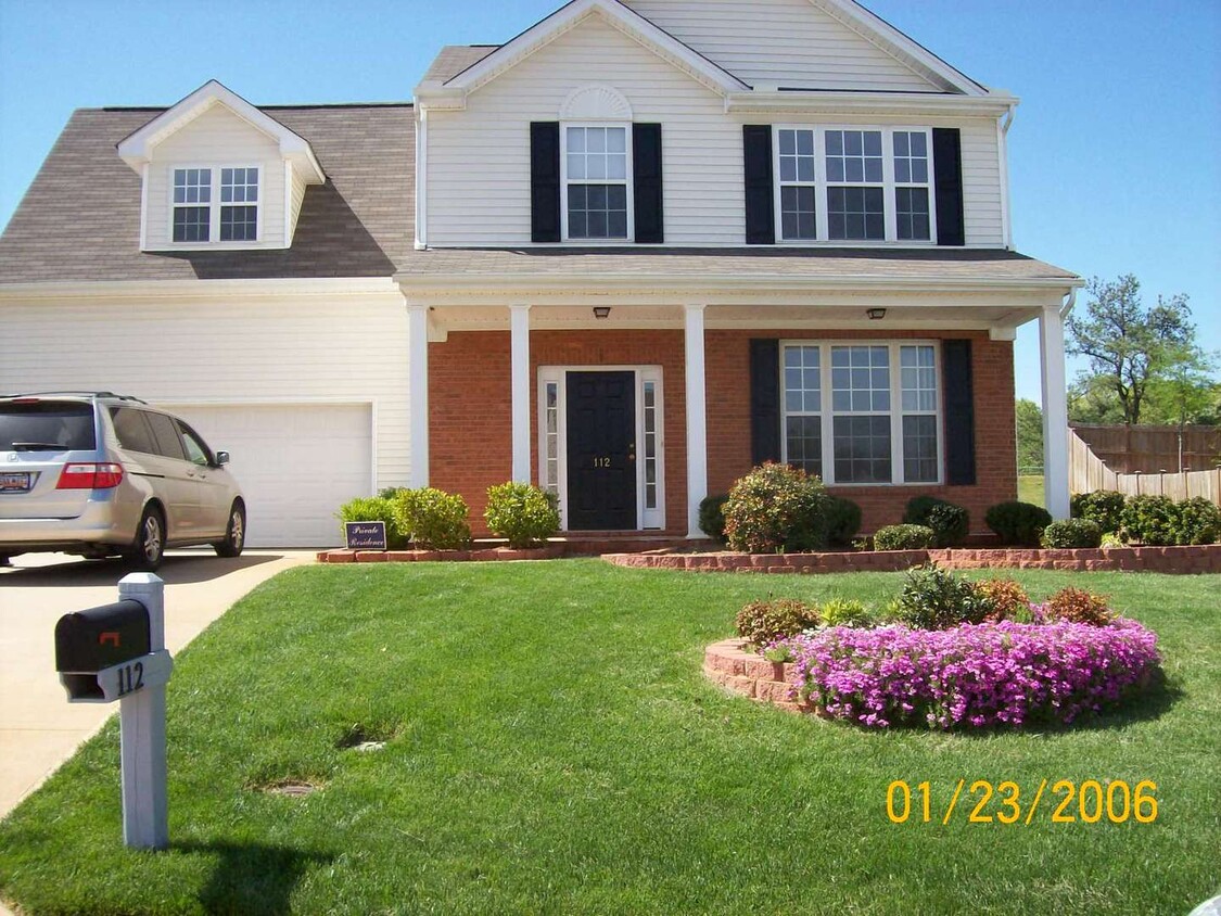 3 Bedroom, 2.5 Bath Home in Bonnie Vista C... - 3 Bedroom, 2.5 Bath Home in Bonnie Vista C...