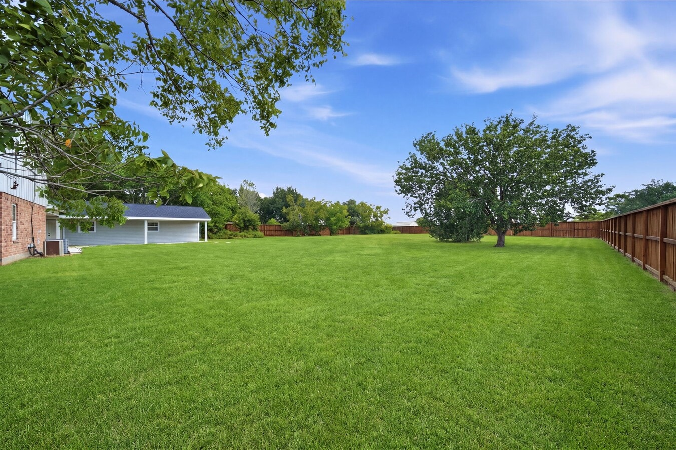 Photo - 1535 Willow Bend