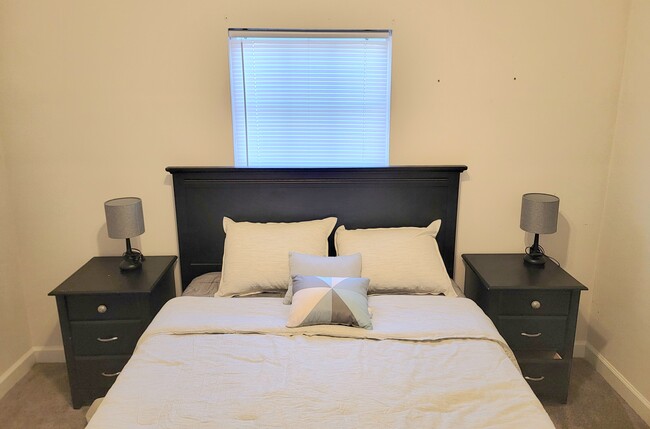 Photo - 3137 Ashland Ave