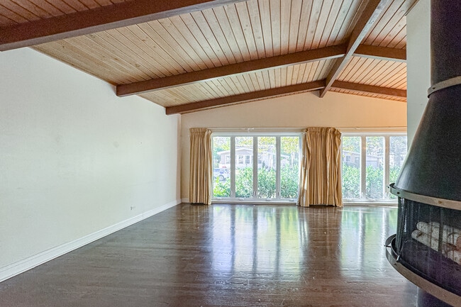 Photo - 9107 Samoset Trail