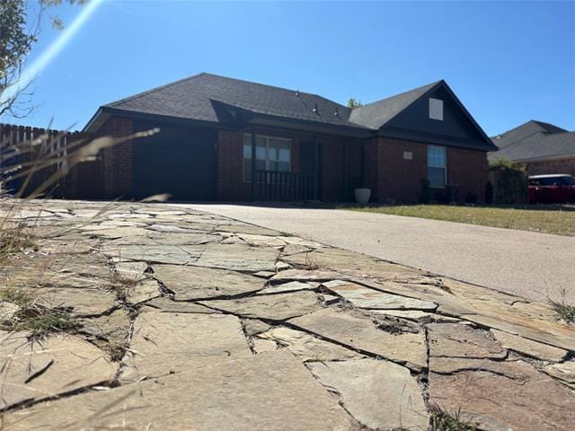 Building Photo - 618 Oliver Ln