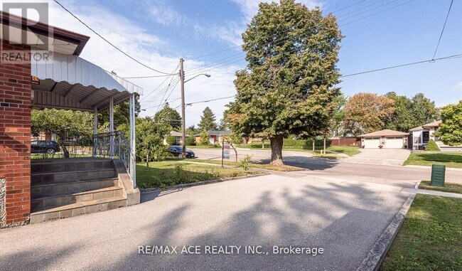 Photo - 12 Richome Ct