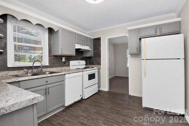 Photo - 3942 Tillman Rd